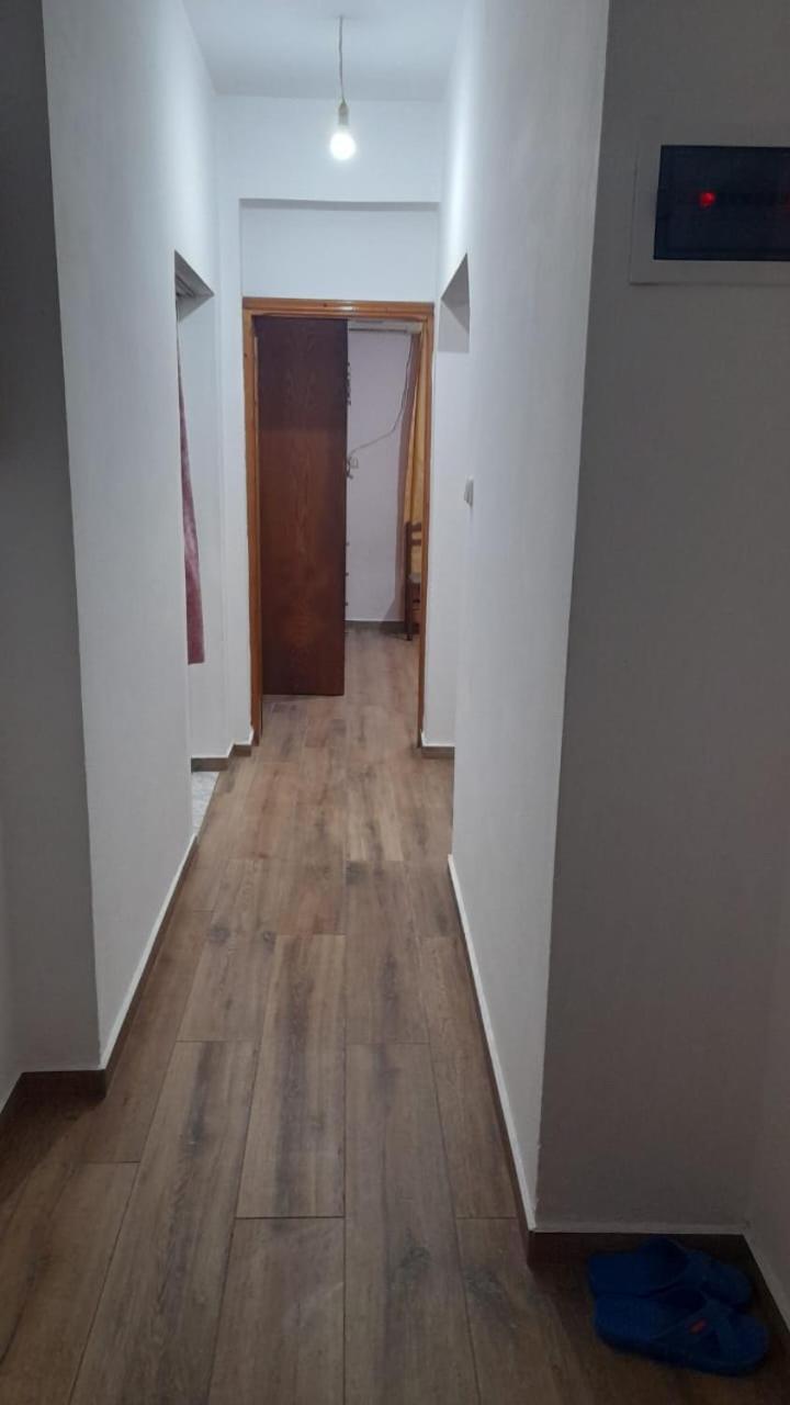 Vita Apartment - Spacious Garden And Balcony 5 Min To Beach & Center Ksamil Dış mekan fotoğraf