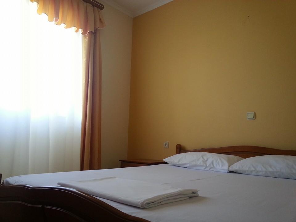 Vita Apartment - Spacious Garden And Balcony 5 Min To Beach & Center Ksamil Dış mekan fotoğraf